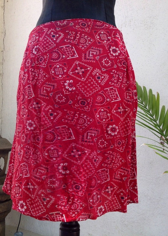 Vintage red rayon crepe bandana print skirt by Lo… - image 1