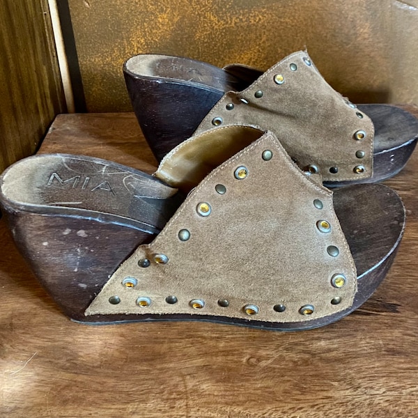 1970s Suede Wood Riveted Wedge Sandals 10.5