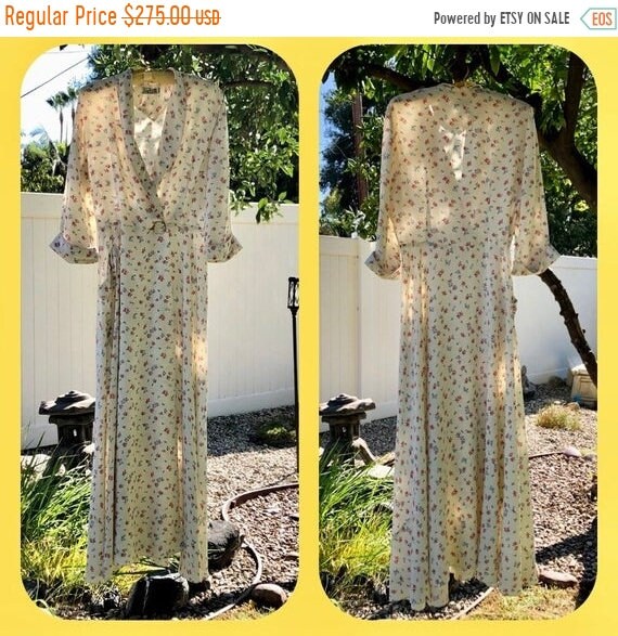 SALE 1940s Cold Rayon Saybury Dressing Gown ML