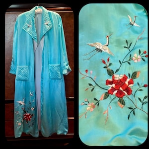 1950s Simply Stunning Silk Japanese Robe Cranes L