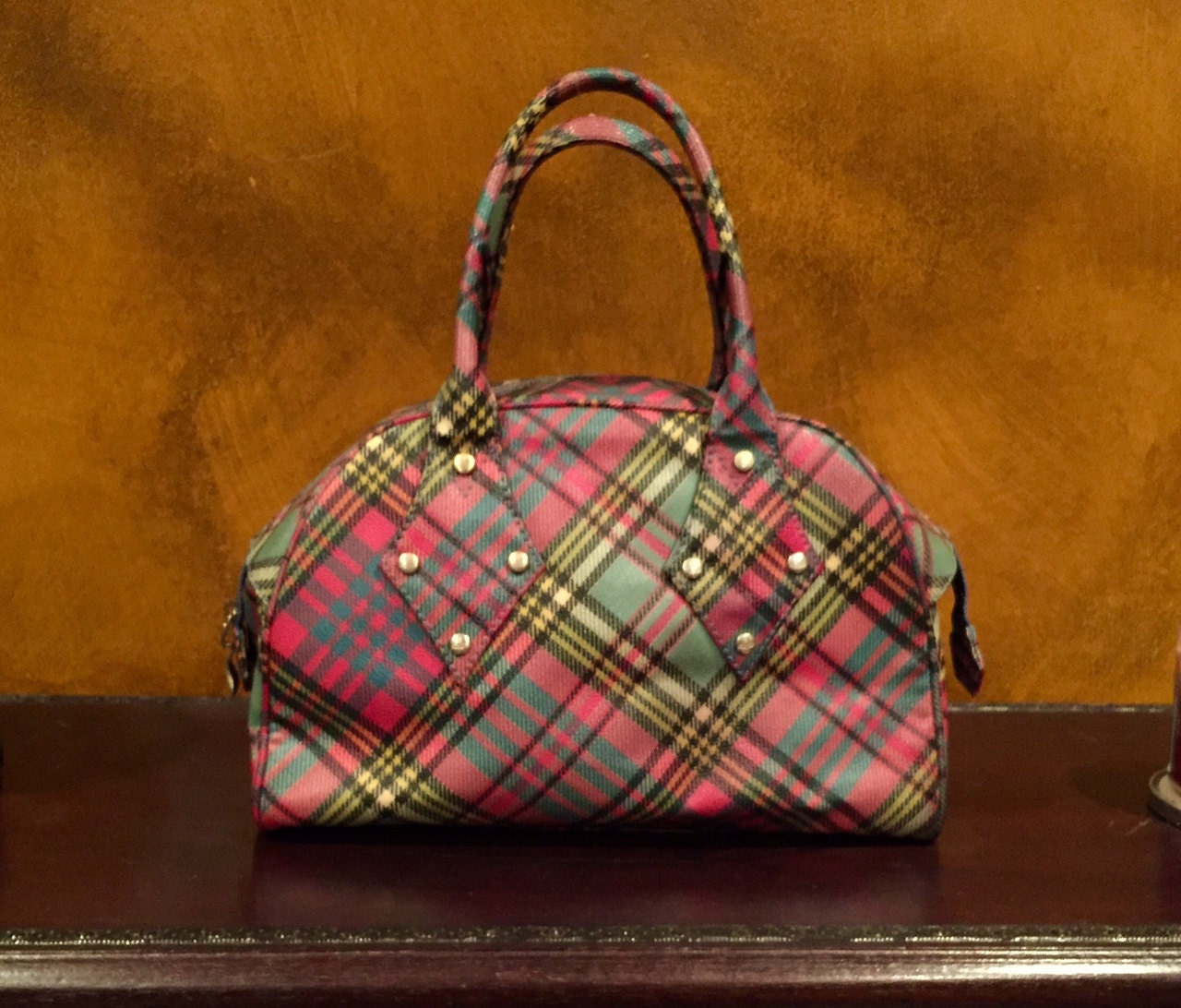 Vivienne Westwood Tartan Clutch | lupon.gov.ph