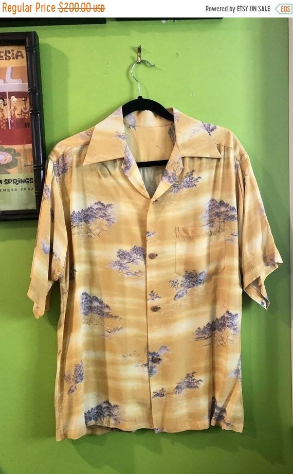 SALE 1940s Asian Print Rayon Crepe Hawaiian Shirt