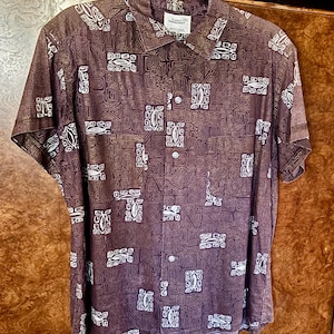 1950s Penneys Towncraft Cotton Hawaiian Tapa Print Tiki Shirt L