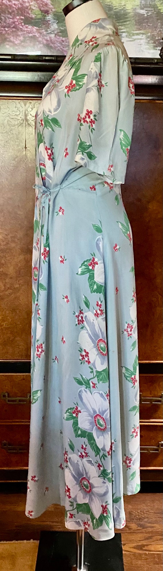 1930s Silky Rayon Floral Dressing Gown S/M - image 4