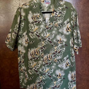 Vintage 80s Made in Hawaii Underwater Print Shirt XL