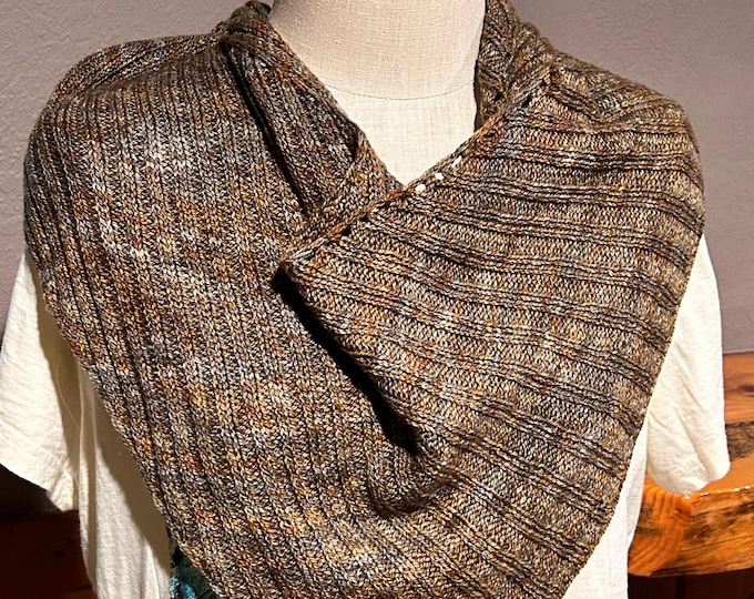 Elswyth Shawl *Digital Knitting Pattern*