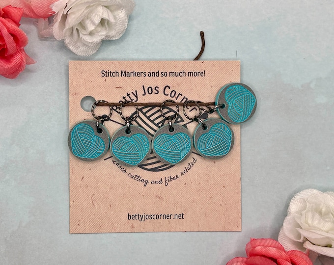 Set of 5 Acrylic Hearts of Yarn Knitting Stitch Markers - Fits up to Size 9 Needle - Snag-Free & Lightweight