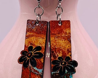 Chic Lightweight Acrylic Flower Earrings - Engraved Design - Handmade
