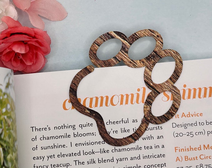 Flexible Paw Book Marker with Wood Grain Design - Lightweight and Thin