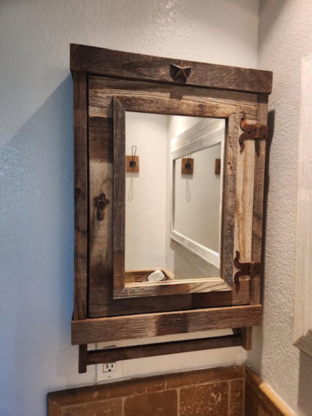 Rustic Reclaimed Medicine Cabinet With Mirror Barnwood - Etsy