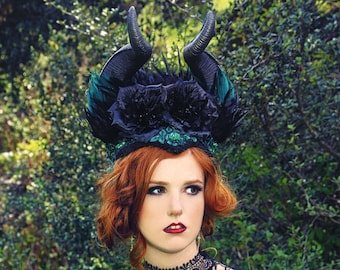 READY TO SHIP/Horned Headdress/Hat Fascinator/ Victorian Hat/ Maleficent Costume/ Black Hat/ Day of the Dead Hat/ Gothic Hat/ Maleficent Hat