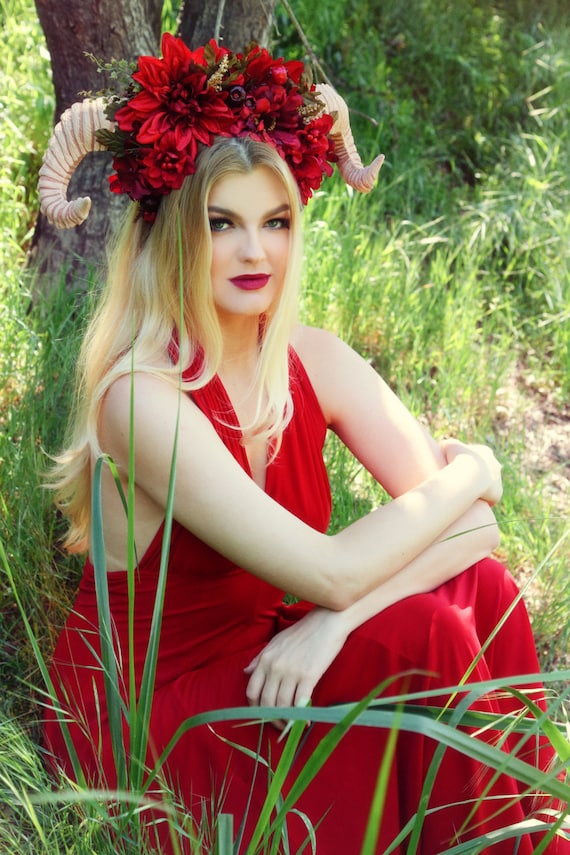 Horned Headdress/ Flower Headdress/ Ram Horns/ Flower Crown  display picture 2