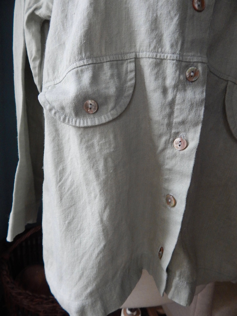 Vintage 90/'s olive green faded French linen shirt Farm House Shabby Mao collar