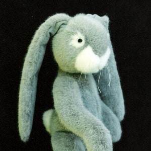 Bunny Rabbit pattern and Illustrated Instructions for Bently, a 14" jointed Rabbit downloadable PDF)