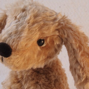 Puppy Dog pattern and Illustrated Instructions for Barkly,  a 9.5 " tall non-jointed, sitting puppy (downloadable PDF)