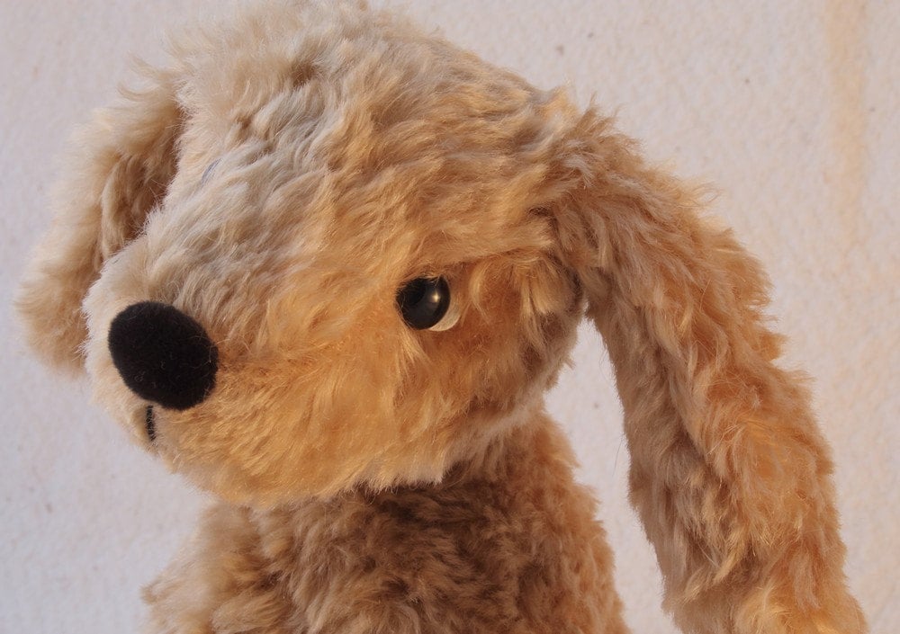 Puppy Dog pattern and Illustrated Instructions for Barkly,  a 9.5 " tall non-jointed, sitting puppy (downloadable PDF)