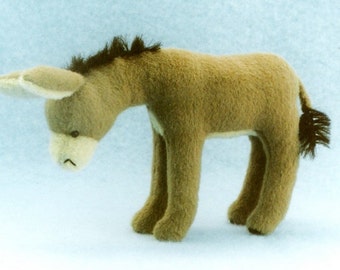 Donkey pattern and Illustrated Instructions for Thistle, a 2.75&quot; miniature Donkey (downloadable PDF)