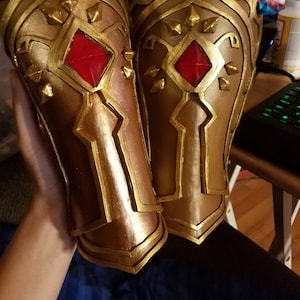 H. Warriors Green Warlock Inspired Gauntlet Cosplay Pattern for Foam or Worbla