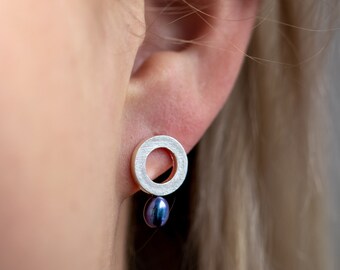Handmade Sterling Silver Dark Pearl Circle Earrings