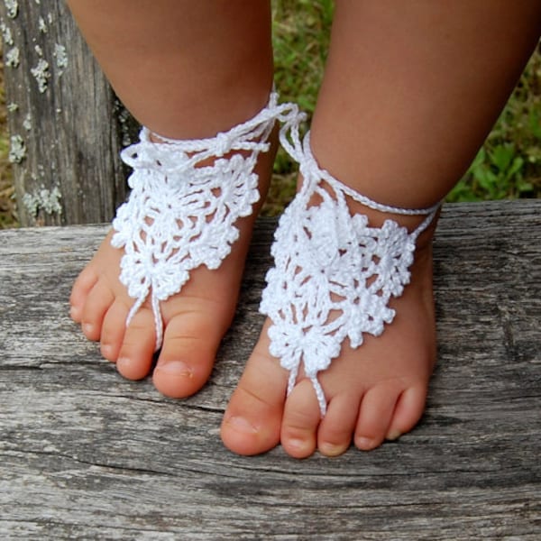 Crochet Baby Girls Barefoot Sandals, Flower Girls Anklet,  Baptism Shoes, Newborn Foot Jewelry