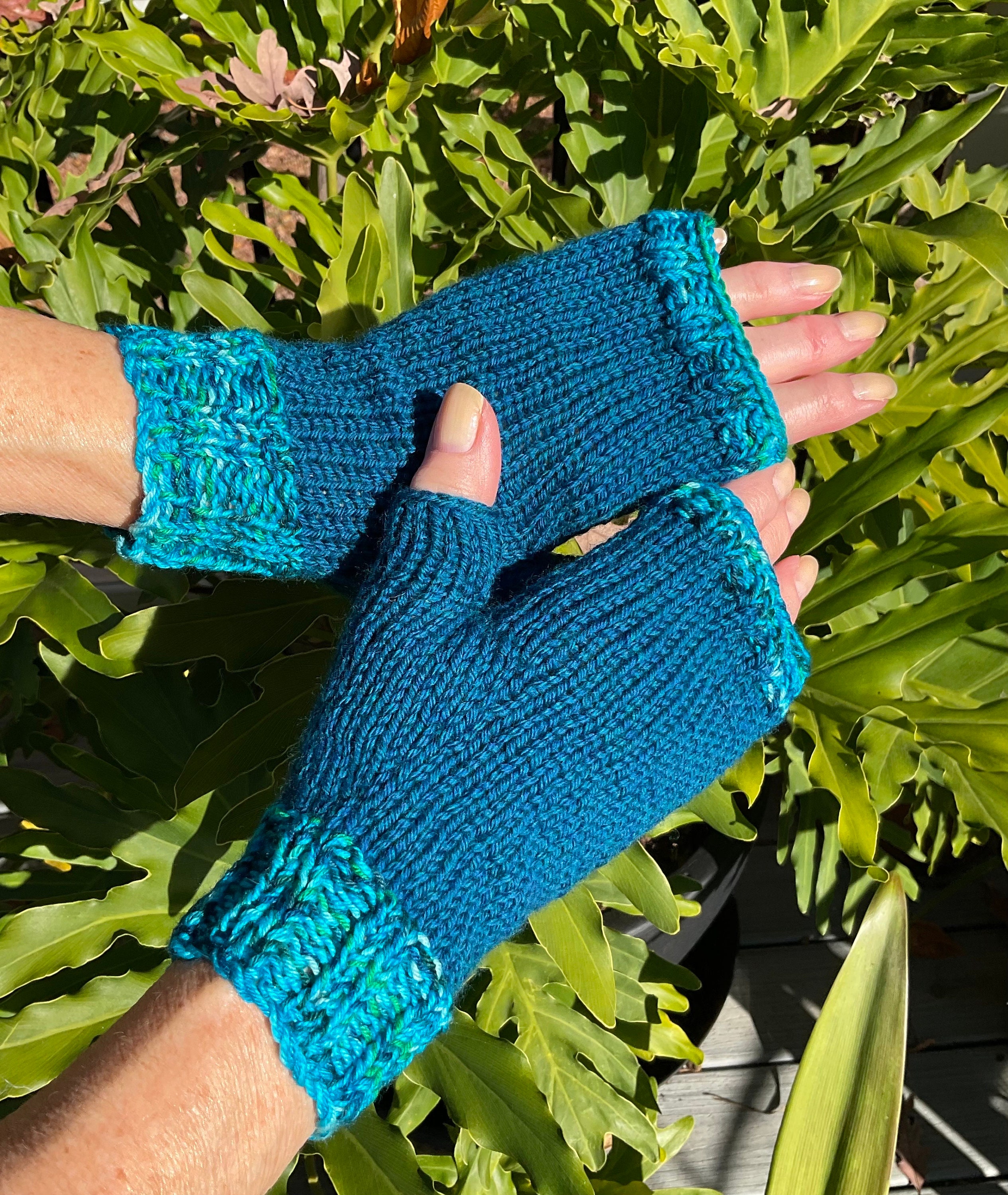 Fingerless Gloves Hand Knit Ladies' Blue Merino Wool Gloves With No Fingers  