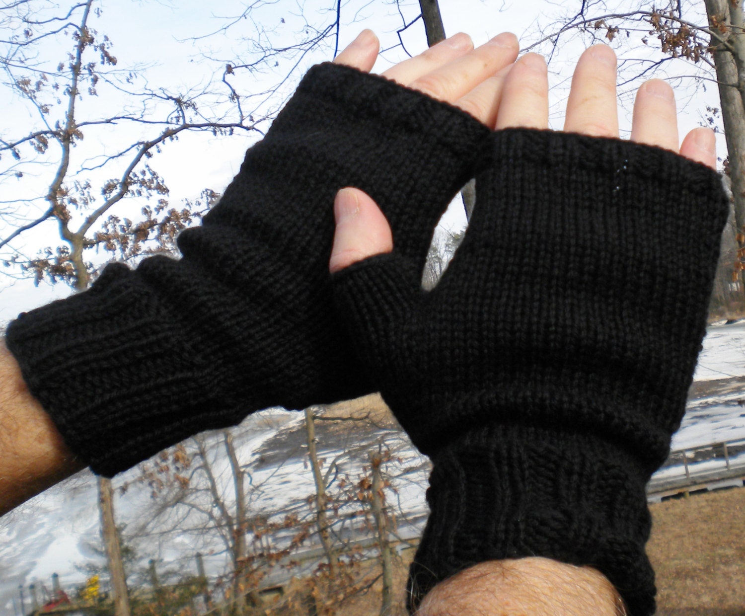 Buy Fingerless Gloves Men's Hand Knit Black Merino Wool Gloves With No  Fingers Online in India 