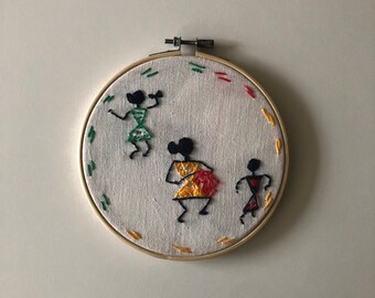 Finished small hoop embroidery, warli style embroidery, wall hanging embroidery, handmade  embroidery wall art, hoop art, student room decor