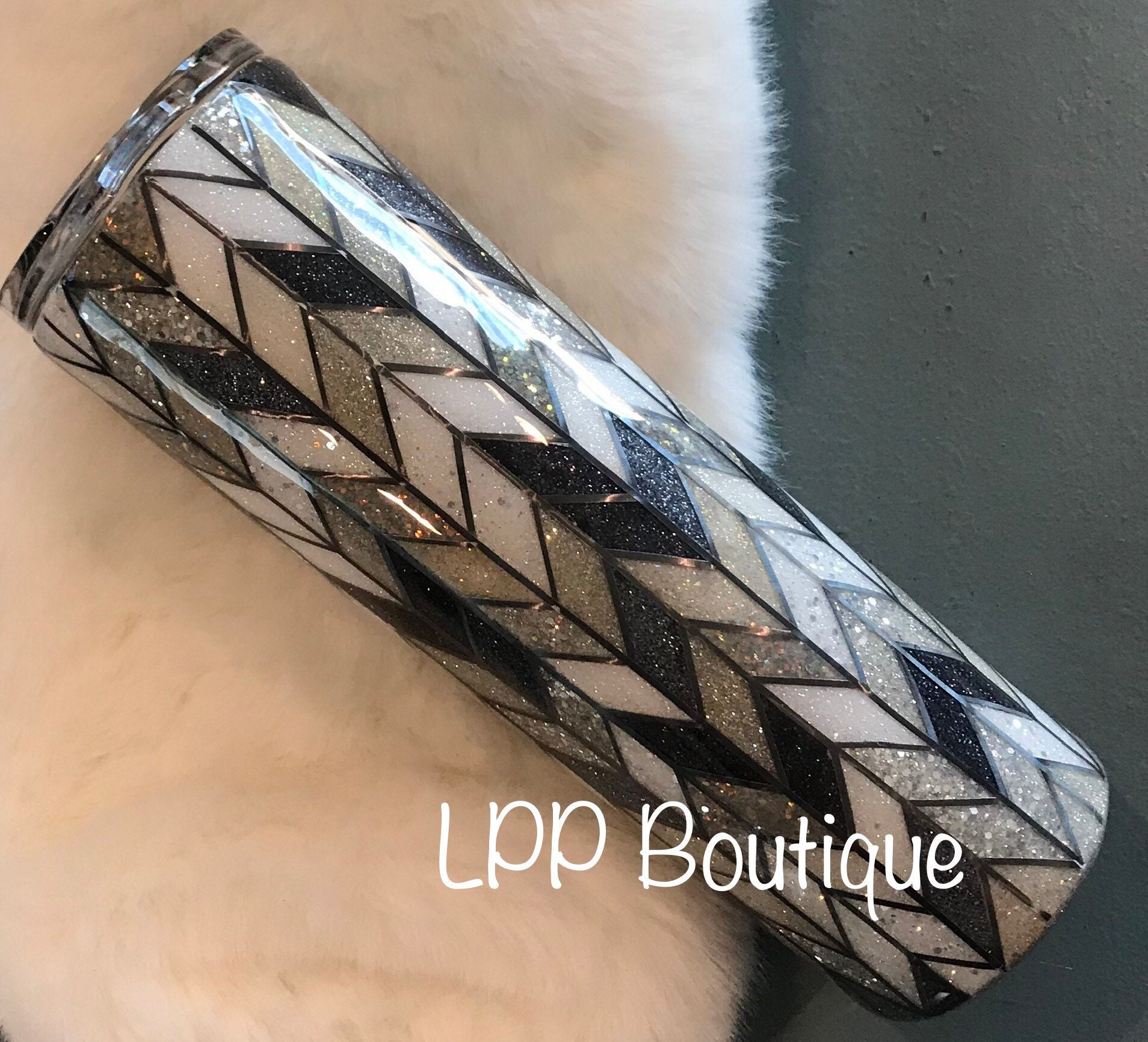 Louis Vuitton Dripping Lips In Glitter” Custom 20oz Tumbler with