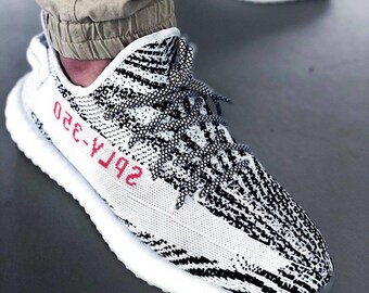 yeezy boost 350 v2 blue tint Size 9 5 8059102593233 eBay