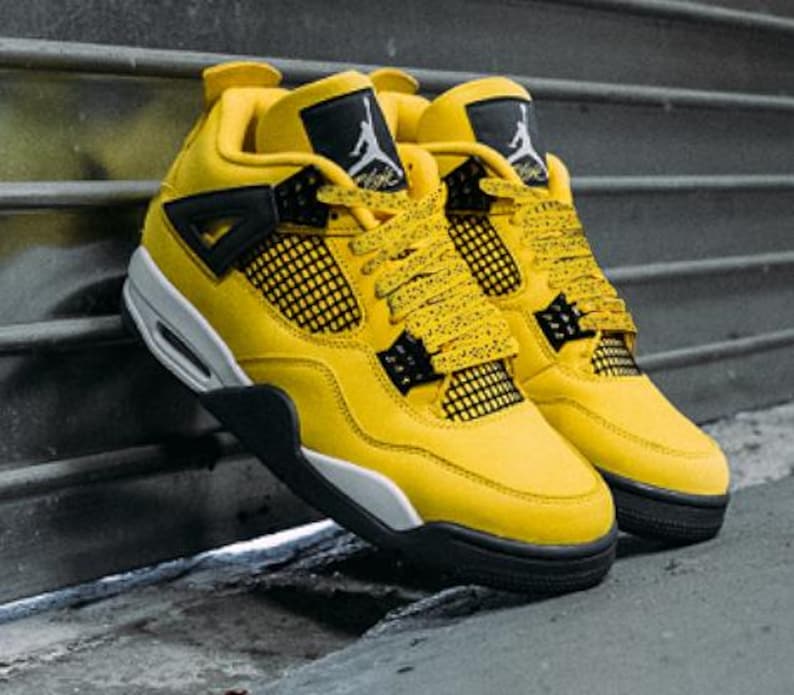 Our custom yellow speckled or yellow cement laces are perfectly paired with the Nike Jordan 4 Lightning. The speckle or cement print as sneaker enthusiasts like to call it, are an homage to the retro colorways and prints of the original Nike Jordan sneakers that were created in the 1990s.