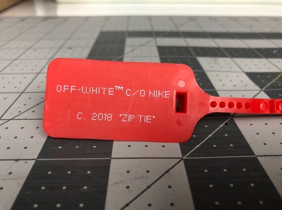 nike off white zip tie