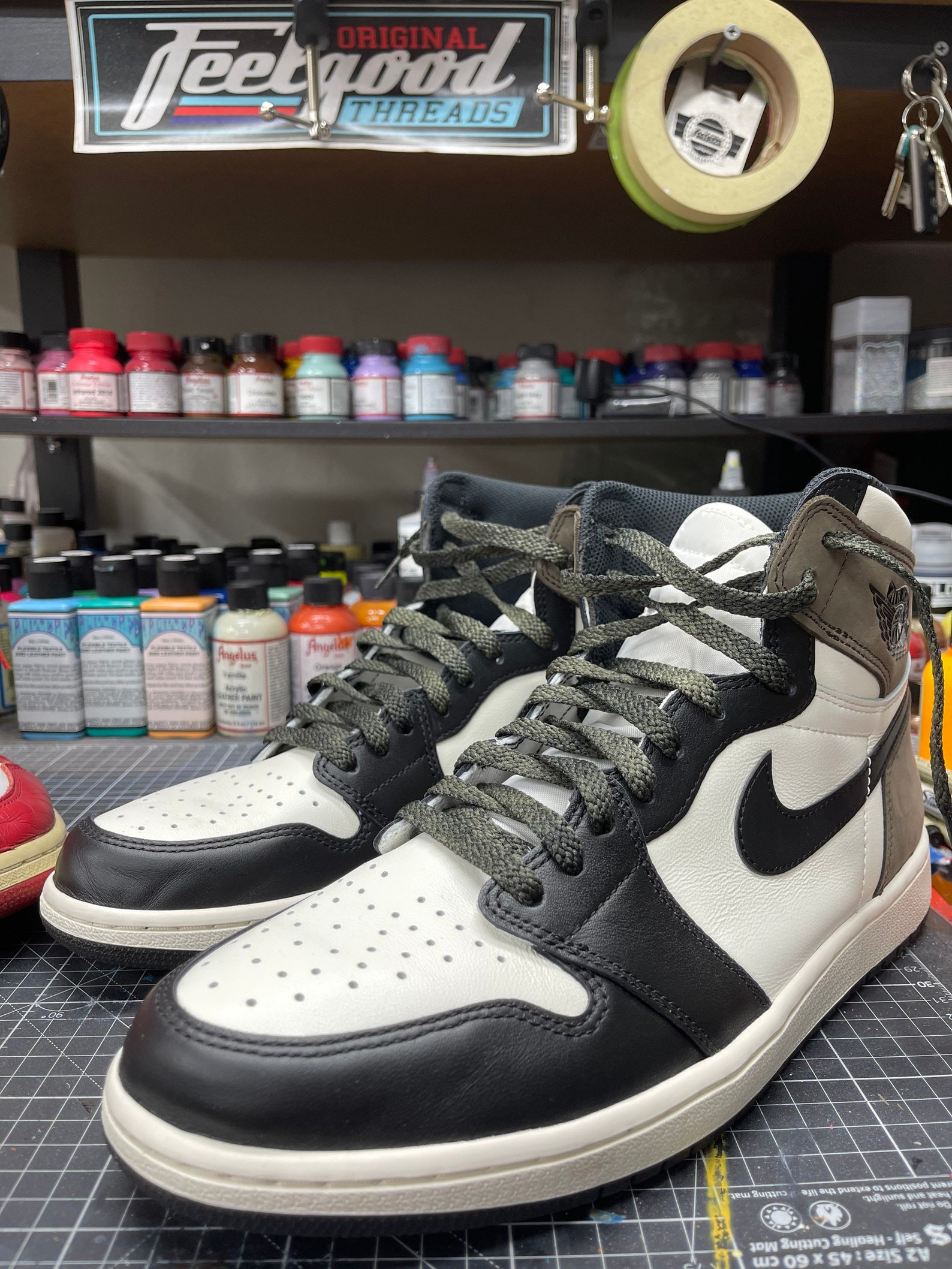 how long are shoelaces for air force 1