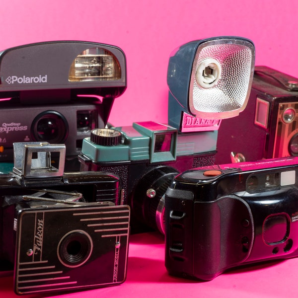 Ships Free | Instant Camera Collection: Lot of 5 Vintage Cameras! Zoom Background/Decor/Parts/Repair Polaroid Canon | Diana | Kodak Brownie