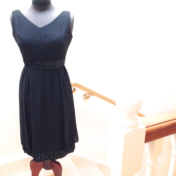 January Sale. Stunning vintage 1960's little blac… - image 1