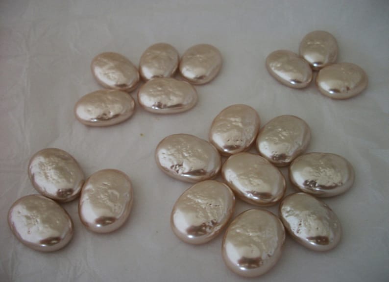24pcs Vintage Miriam Haskell creamy white large oval glass baroque pearl cabochon stones 25x18mm