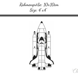 Könnte beinhalten: Schwarz-weiß-Zeichnung einer Raumfähre, mit dem Text "Rahmengröße: 10x10cm Size: 4" x 4" "