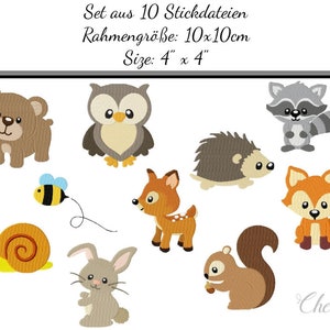 Op de afbeelding: Set van 10 borduurpatronen met schattige bosdieren, waaronder een beer, een uil, een wasbeer, een egel, een hert, een vos, een slak, een bij, een konijn en een eekhoorn. Elk ontwerp is 10 cm x 10 cm groot en kan worden gebruikt voor borduurprojecten.