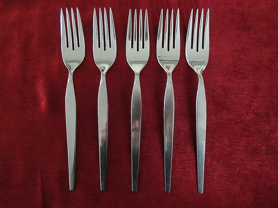 5 Stainless Dinner FORKS From ONEIDA Community Flatware Older Betty