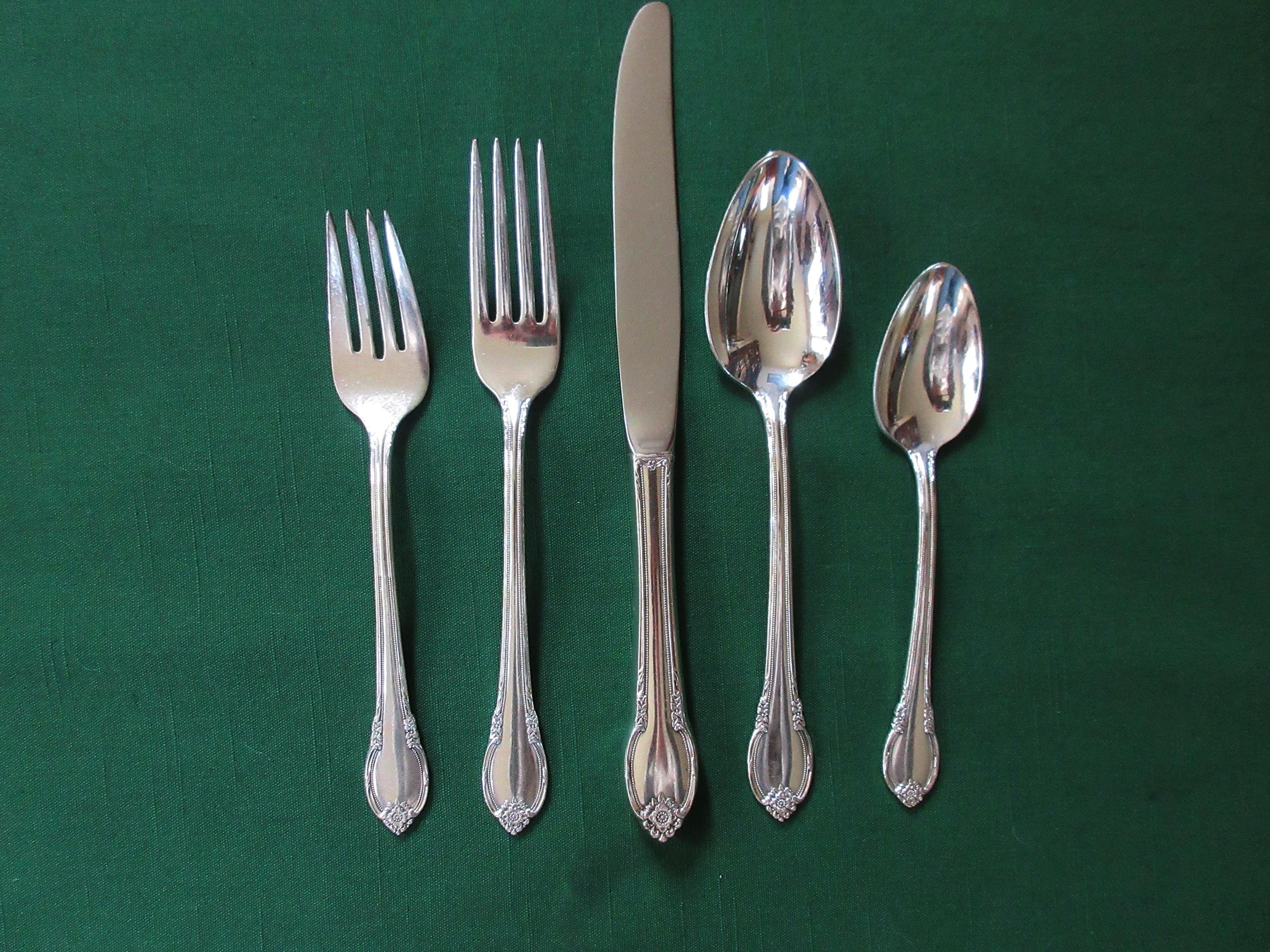 42 Pcs Silverplate Ser/7+ Silverware/flatware From 1847 ROGERS
