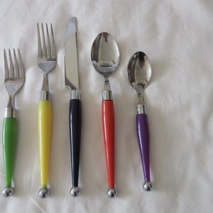 13 pcs Ser/2+ of Stainless Flatware from CAMBRIDGE in the CARNIVAL-MULTI Pattern Colorful Plastic Handles Have Metal Ball on End Good Cond!