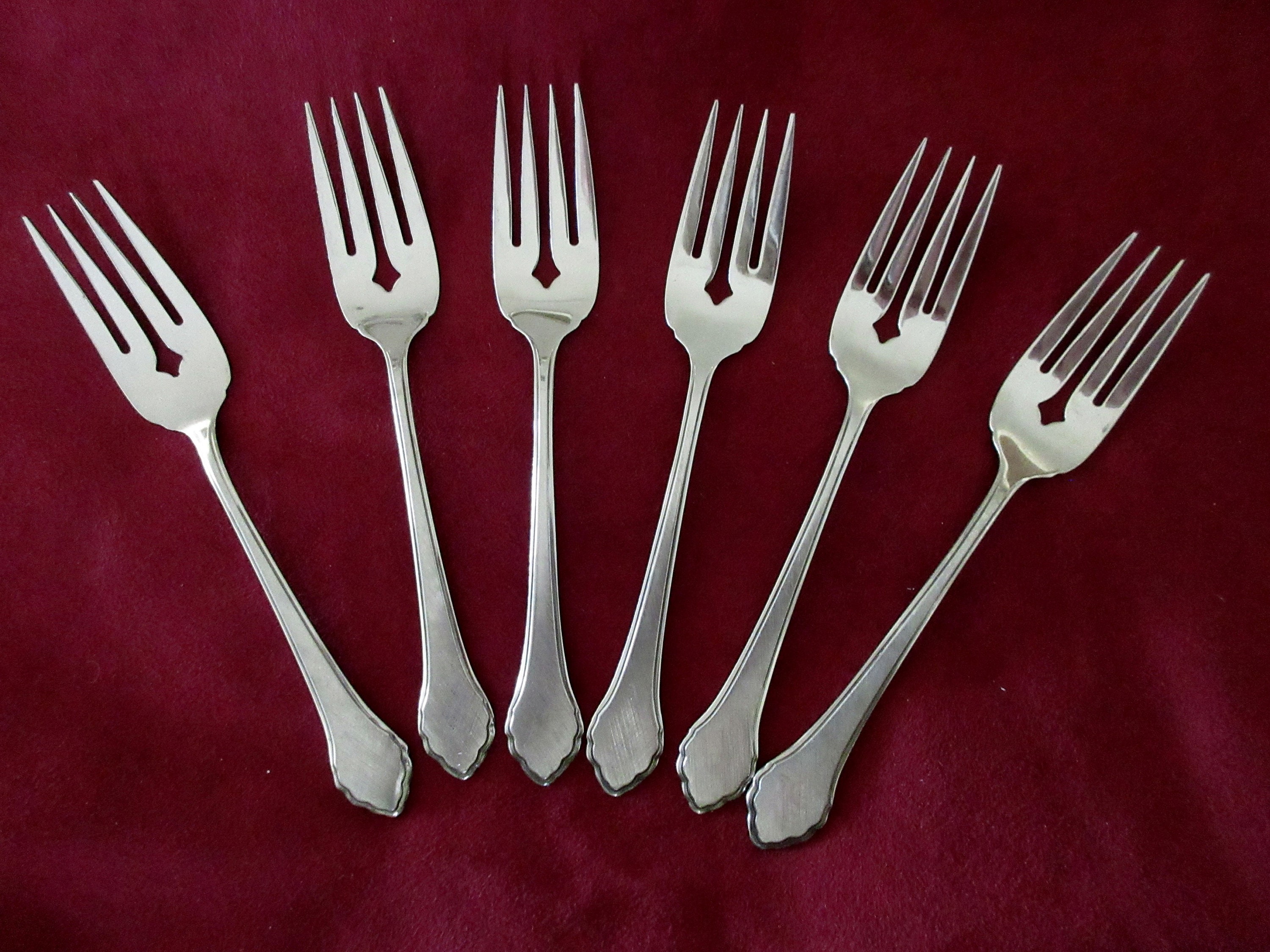 Set of 2 TWO Oneida Driftwood Salad Dessert Forks 6 3/4" Stainless Flatware