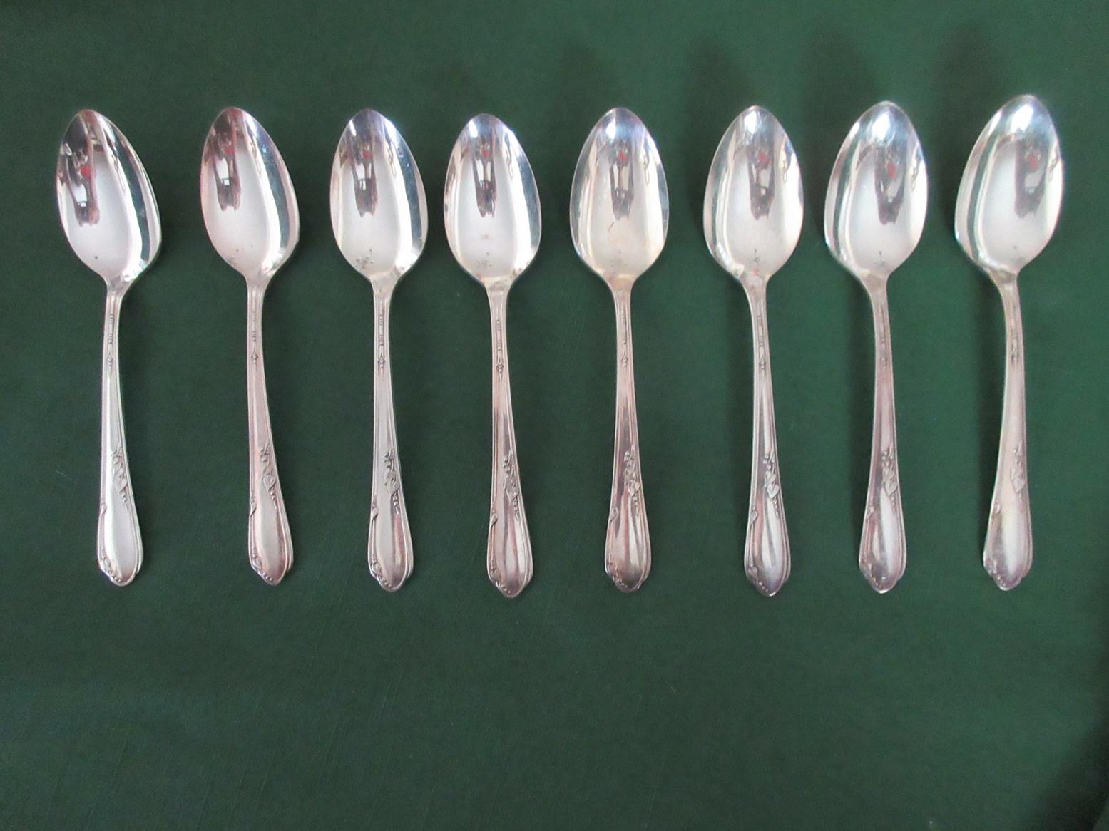 8 Silverplate TEASPOONS From 1881 Rogers Oneida in the MEADOWBROOK