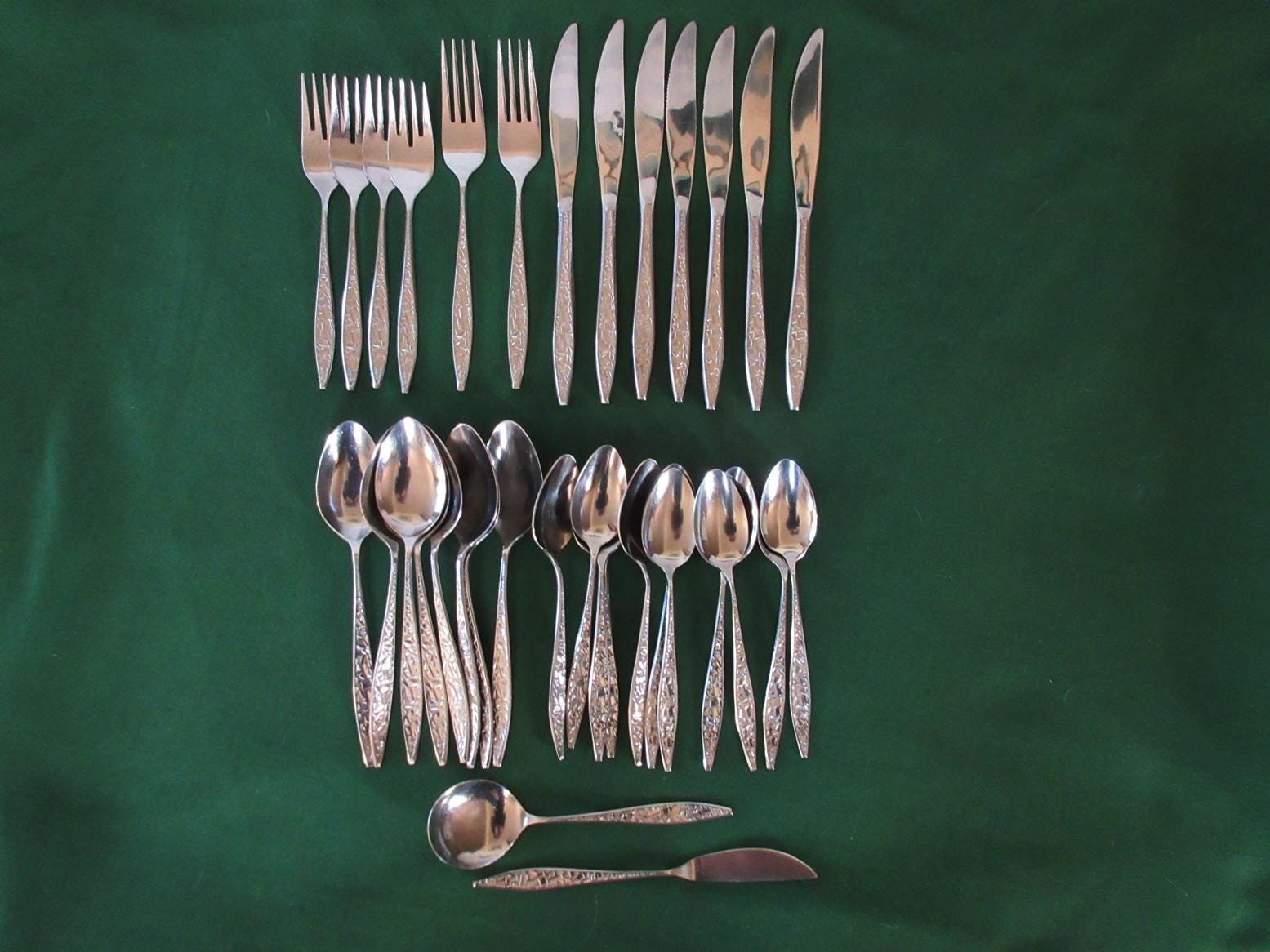 34 Pcs Partial Set EKCO Eterna Stainless Silverware/flatware Modern ...