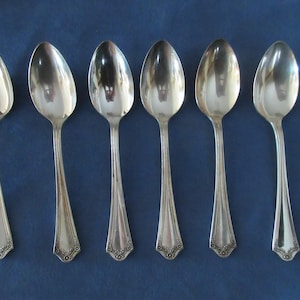6 Cucharillas de plata antiguas - Diseño de prímula Oneida, guirnalda floral