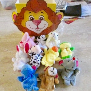 Favores de fiesta de cumpleaños, marionetas de dedos de animales borrosos, fiesta de cumpleaños, juguetes, juegos, artículos para fiestas, regalos para niños, familia, preescolar
