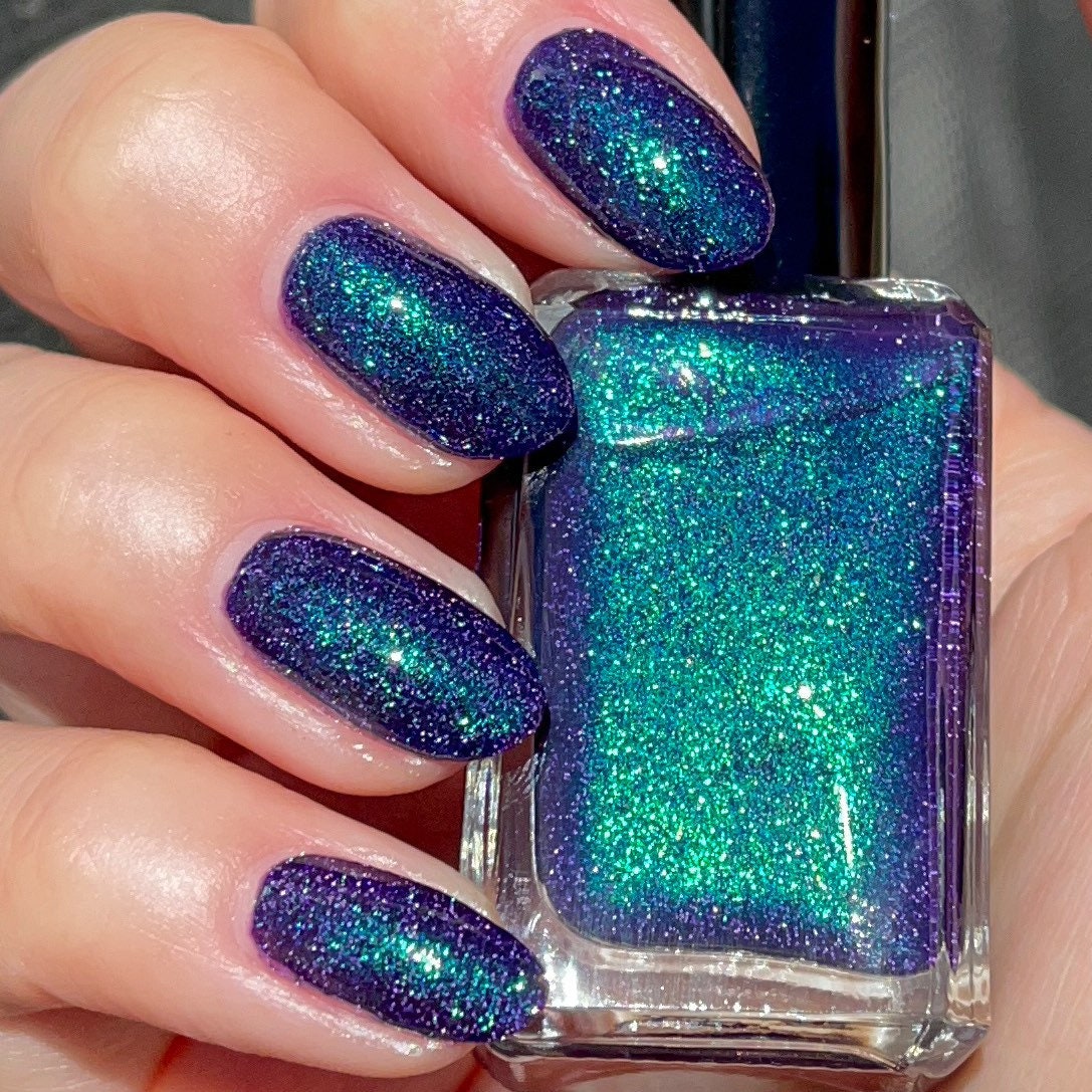 Glow-in-the-Dark Nail Polish Top Coat - Aqua - JUPITER - Nail