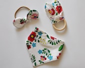 Newborn Accessory Set for Baby Girls - Bandana, Teething ring, Headband - Hungarian print/White - bib, knotbow, baby shower gift for girls