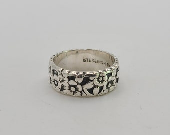 Wide Silver Floral Band, 925 Silver Band, Flower Ring, Bohemian Jewelry, 6mm, Size 8, Vintage Silver Estate Jewelry, Item w#3398