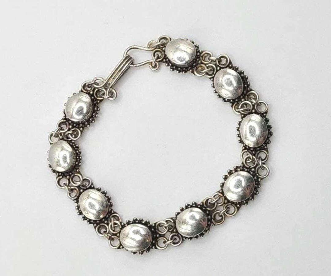 Vintage 925 Sterling Silver Ornate Oval Panel Bracelet