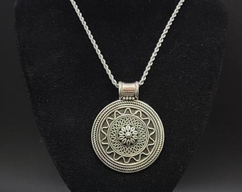 Vintage Sterling Silver Ornate Bali Necklace | Estate Jewelry